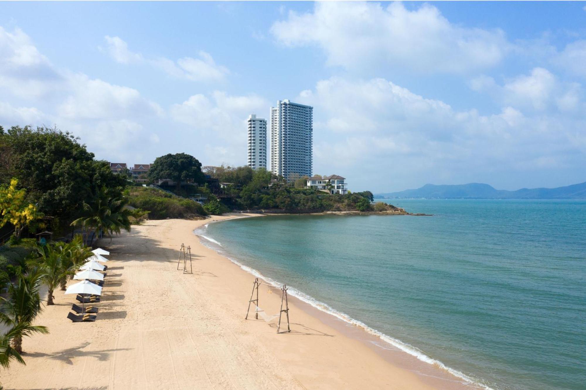 Renaissance Pattaya Resort & Spa Na Chom Thian Exterior photo