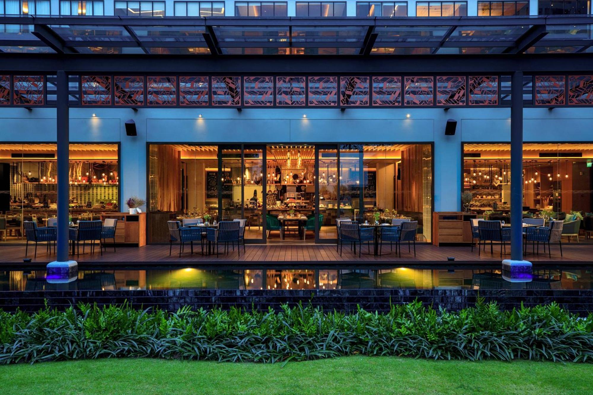 Renaissance Pattaya Resort & Spa Na Chom Thian Exterior photo