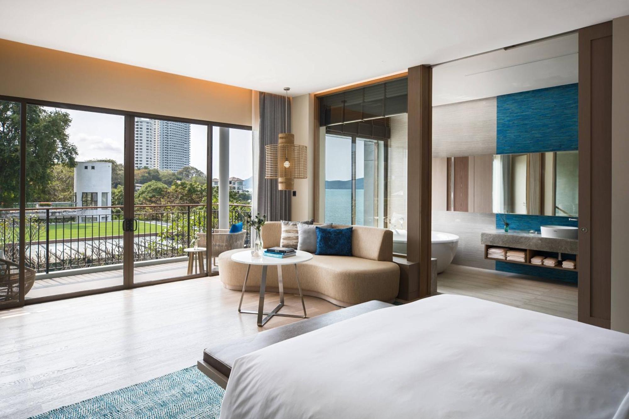 Renaissance Pattaya Resort & Spa Na Chom Thian Exterior photo